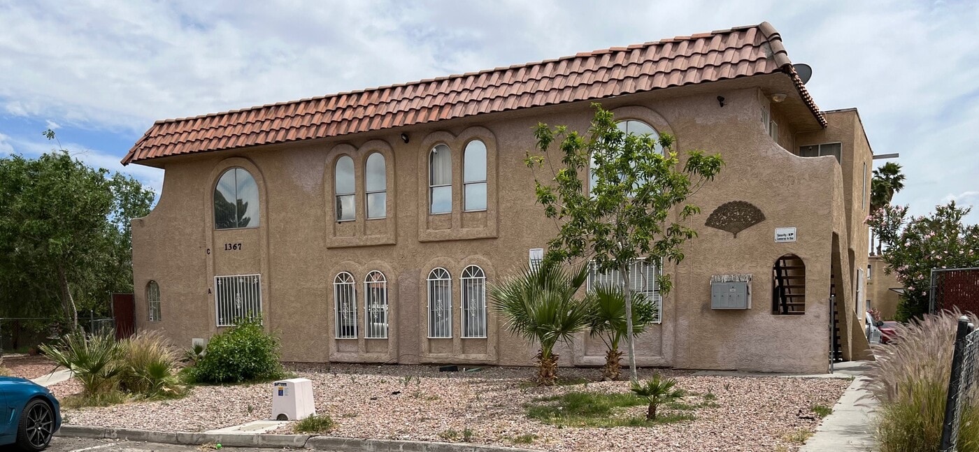 1367 Pattee Cir, Unit C in Las Vegas, NV - Building Photo