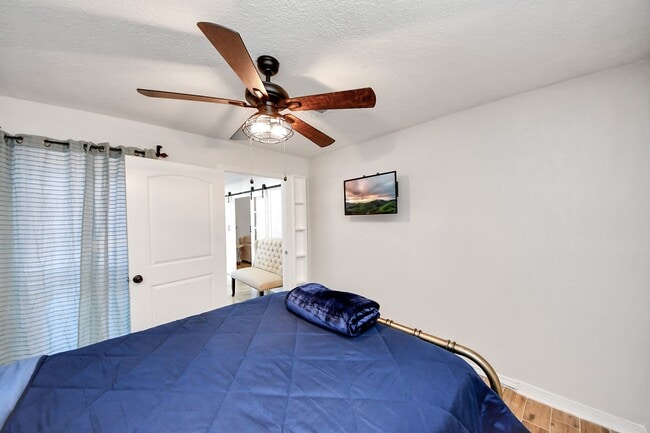 property at 15715 Creekhaven Dr