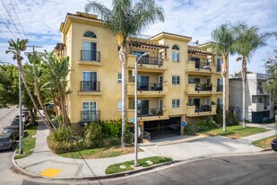 11238-11244 Huston St in North Hollywood, CA - Building Photo