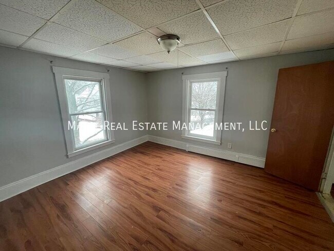 22 Birch St in Bangor, ME - Building Photo - Building Photo