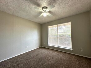 2210 88th St in Lubbock, TX - Building Photo - Building Photo