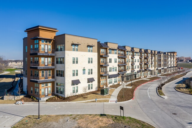 Magnolia on the Green in Allen, TX - Building Photo - Building Photo