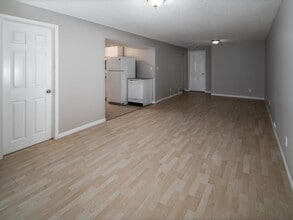 8 Springfield Crescent in St. Albert, AB - Building Photo - Building Photo