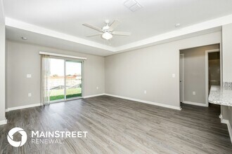 621 NW 37th Pl in Cape Coral, FL - Building Photo - Building Photo