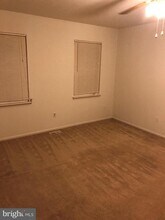 2495 Vineyard Ln in Crofton, MD - Building Photo - Building Photo