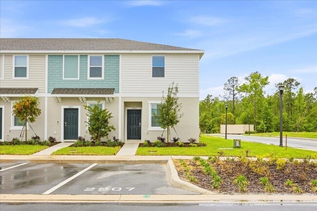 property at 2907 Skyline Lp