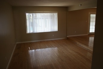 2109 Westminster Dr in Bakersfield, CA - Building Photo - Building Photo