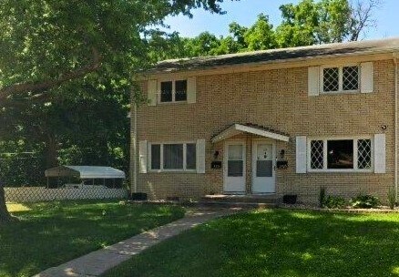 3424 Kimberly Downs Rd in Davenport, IA - Building Photo