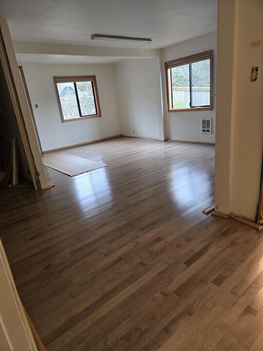 210 N Stillaguamish Ave in Arlington, WA - Building Photo