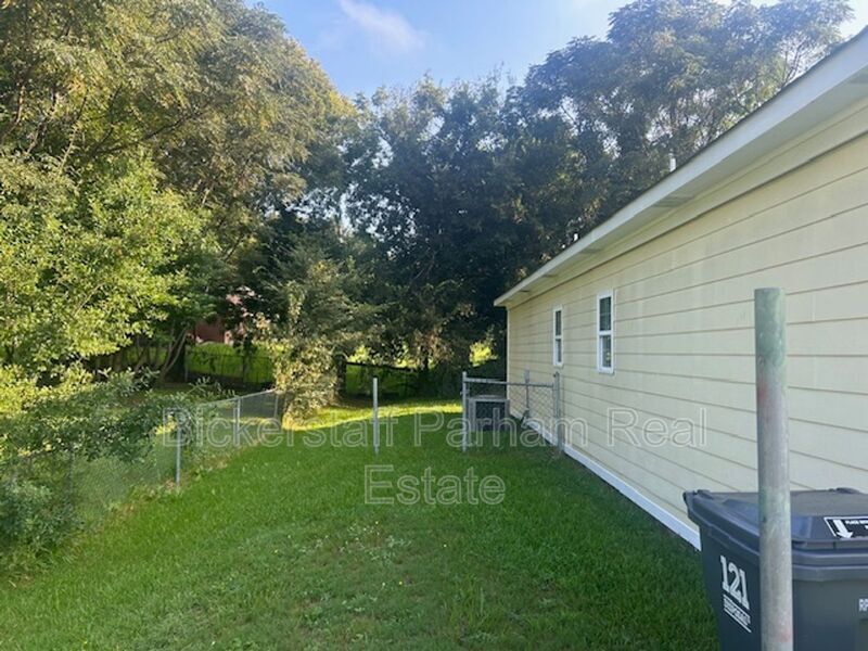 806 N Railroad St in Phenix City, AL - Building Photo