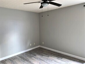 1805 Indian Ridge Rd in Johnson City, TN - Building Photo - Building Photo