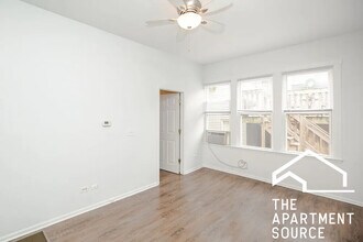 2649 N Wayne Ave, Unit 2FF in Chicago, IL - Building Photo - Building Photo