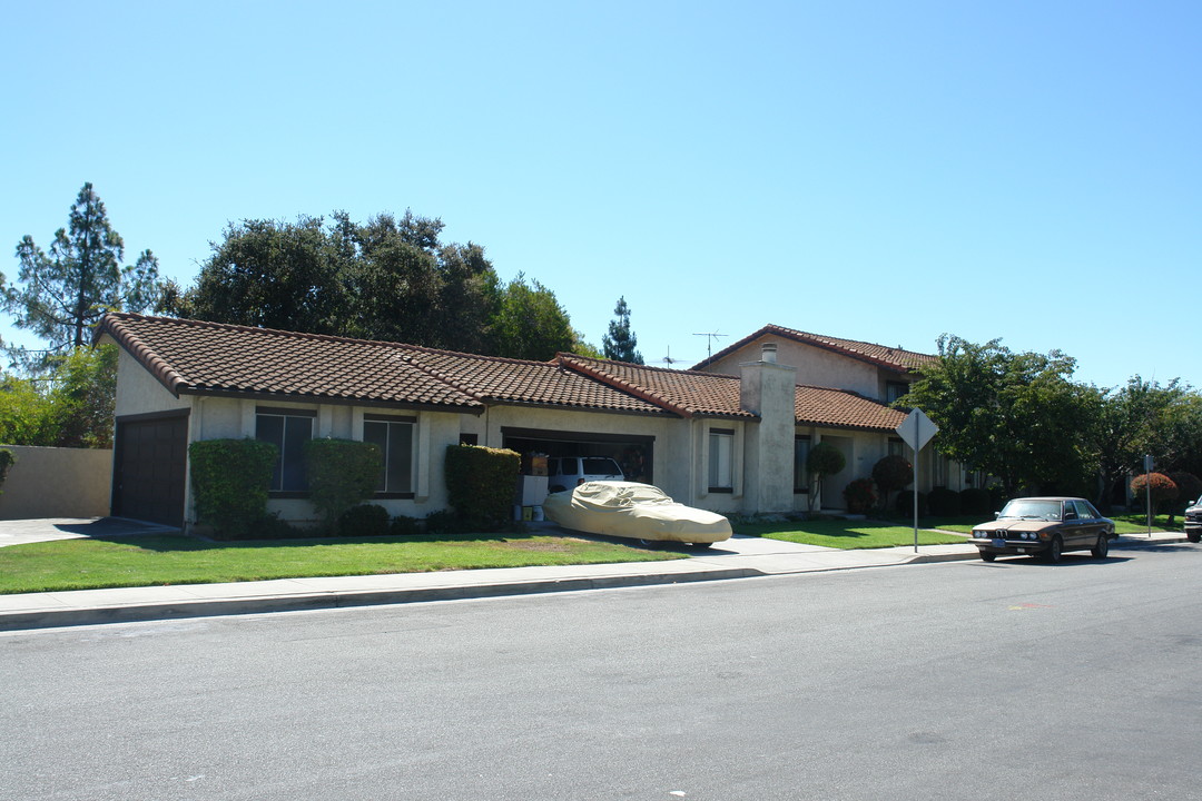 1540 Moorpark Ave in San Jose, CA - Building Photo