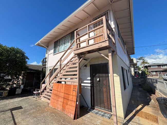 property at 1508 Sing Loy Ln
