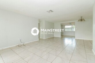 5815 Dahlia Ave in New Port Richey, FL - Building Photo - Building Photo