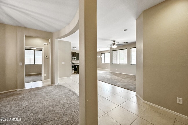 2513 W Hayduk Rd in Phoenix, AZ - Building Photo - Building Photo