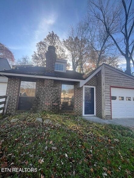 7666 Chatham Cir NW in Knoxville, TN - Building Photo - Building Photo