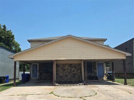 635 Sinclair Dr in Norman, OK - Building Photo