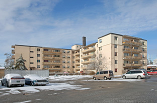 Terra Suites in Toronto, ON - Building Photo