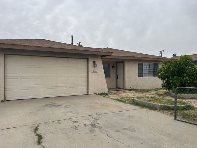 property at 1000 W Coronado Ave