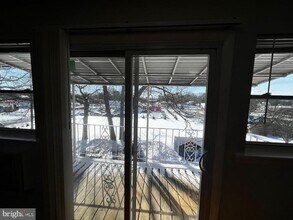 91 Oak St in Clementon, NJ - Foto de edificio - Building Photo