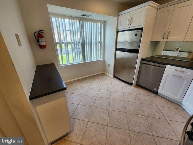 57 Goodwin Dr in North Brunswick, NJ - Building Photo - Building Photo
