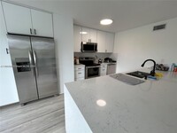 8657 SW 5th St, Unit 206 in Pembroke Pines, FL - Building Photo - Building Photo