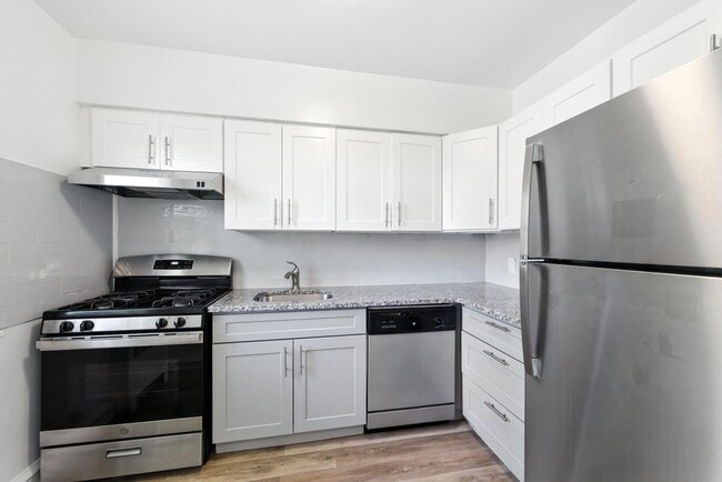 Jenkintown Gardens Apartments in Jenkintown, PA - Foto de edificio - Building Photo