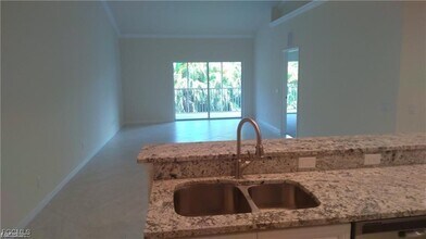 1057 Winding Pines Circle in Cape Coral, FL - Building Photo - Building Photo