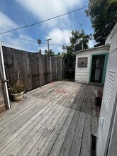 921 Superba Ave in Los Angeles, CA - Building Photo - Building Photo