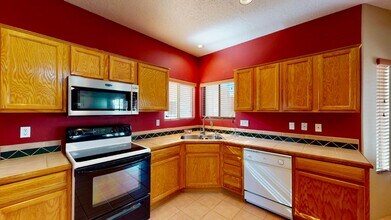 9705 Allano Ct NW in Albuquerque, NM - Building Photo - Building Photo