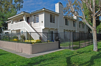 32301 Alipaz St in San Juan Capistrano, CA - Foto de edificio - Building Photo