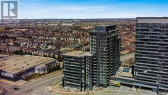 10 Gatineau Dr in Vaughan, ON - Building Photo