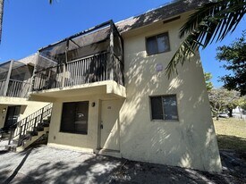 1045 S Flagler Ave in Pompano Beach, FL - Building Photo