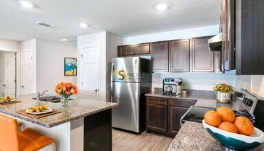 36 Wood Amber Ln in Palm Coast, FL - Building Photo - Building Photo