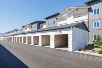 Gateway Apartments in East Wenatchee, WA - Foto de edificio - Building Photo