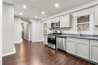 69 Pierce St in Malden, MA - Building Photo - Building Photo