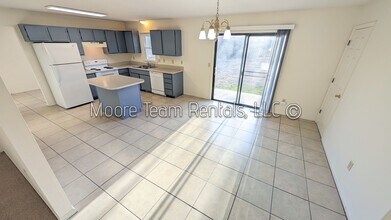 50 Brookside Dr in Hendersonville, NC - Building Photo - Building Photo