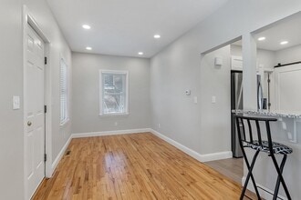 48 Dawson Rd in Worcester, MA - Building Photo - Building Photo