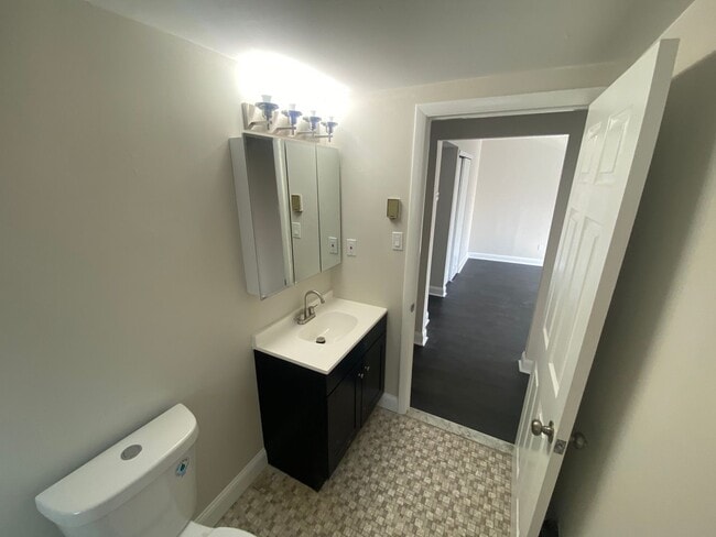 5 W Plumstead Ave in Lansdowne, PA - Building Photo - Building Photo