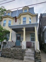 19 W Abington Ave in Philadelphia, PA - Building Photo