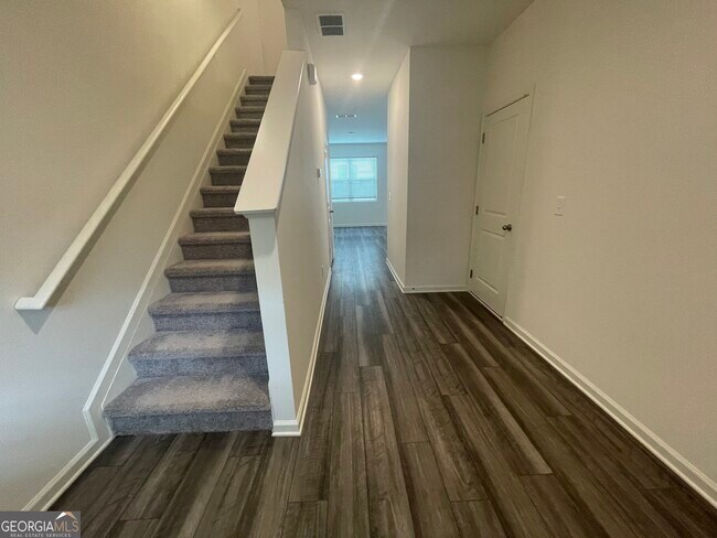35299 Condor Ct in Atlanta, GA - Building Photo - Building Photo
