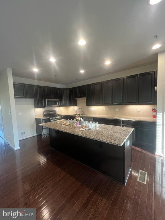 1722 Lydia Dr in Hatfield, PA - Building Photo - Building Photo