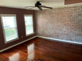 103 E 8th St in Frederick, MD - Building Photo