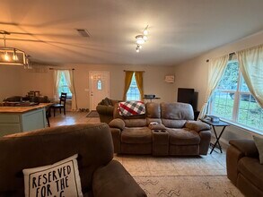 138 Adams St in Niceville, FL - Building Photo - Building Photo