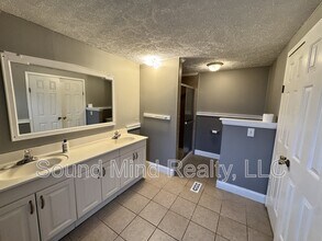 5816 Goolsby Ct in Apex, NC - Building Photo - Building Photo