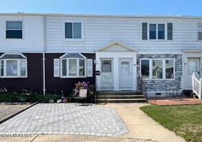 20 Vine Ct in Long Branch, NJ - Building Photo