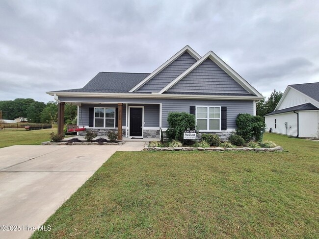 1512 Penncross Dr in Greenville, NC - Building Photo - Building Photo