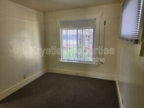 1115 Kentucky St in Vallejo, CA - Building Photo - Building Photo