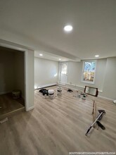 241 W Fifth St in Boston, MA - Building Photo - Building Photo